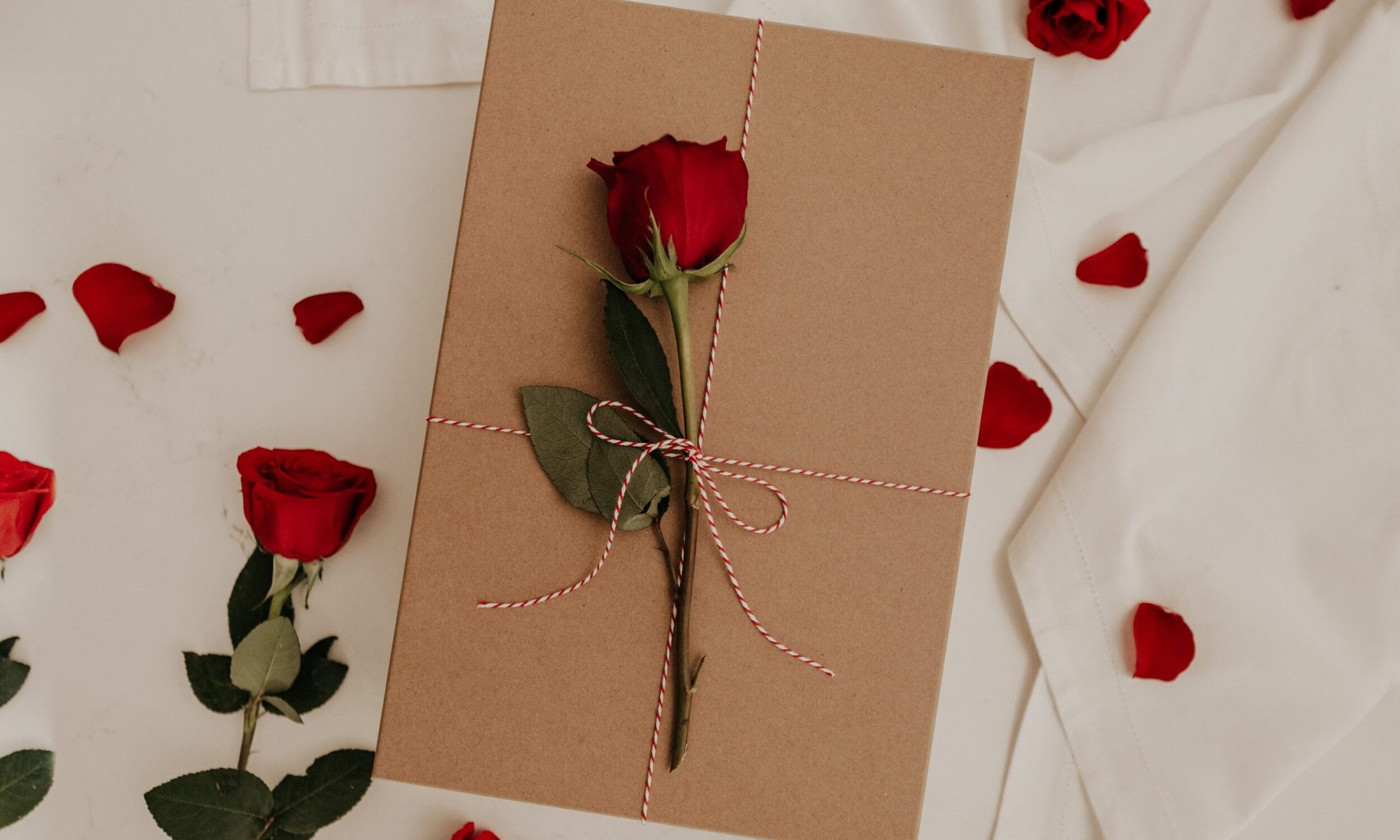 Hadiah Valentine yang Cocok untuk Pasangan Anda